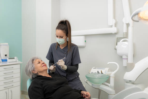 Best Emergency Wisdom Tooth Extraction in Five Points, FL